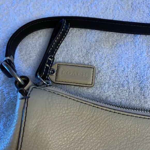 Coach Handbag - Picture 2 of 10